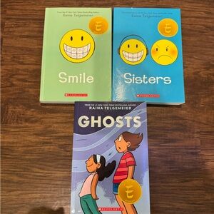 Raina Telgemeier Graphic Novels Set